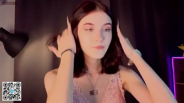 Snapshot of BelindaParbs chatting on October 4, 2025, 6:09 pm BelindaParbs online show from October 4, 2025, 6:09 pm