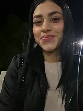 Snapshot of AlannaEvons chatting on September 25, 2025, 1:22 am AlannaEvons online show from September 25, 2025, 1:22 am