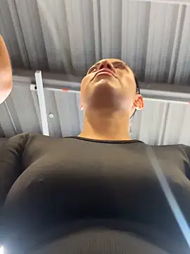 Snapshot of AlannaEvons chatting on September 30, 2025, 7:31 pm AlannaEvons online show from September 30, 2025, 7:31 pm