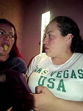  honey12 online show from October 25, 2025, 2:11 am