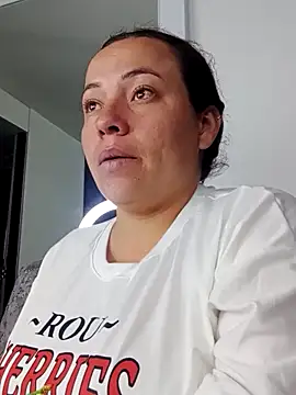  honey12 online show from September 18, 2025, 11:35 am