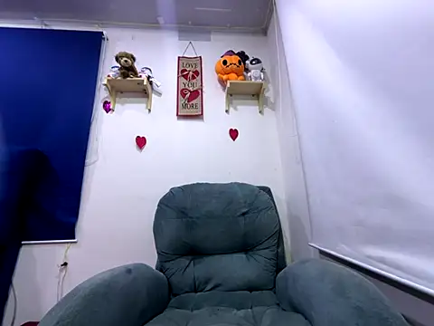 Snapshot of amanne_misa chatting on September 27, 2025, 1:01 am amanne misa online show from September 27, 2025, 1:01 am