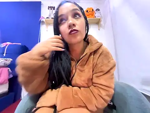 Snapshot of amanne_misa chatting on October 5, 2025, 12:45 am amanne misa online show from October 5, 2025, 12:45 am