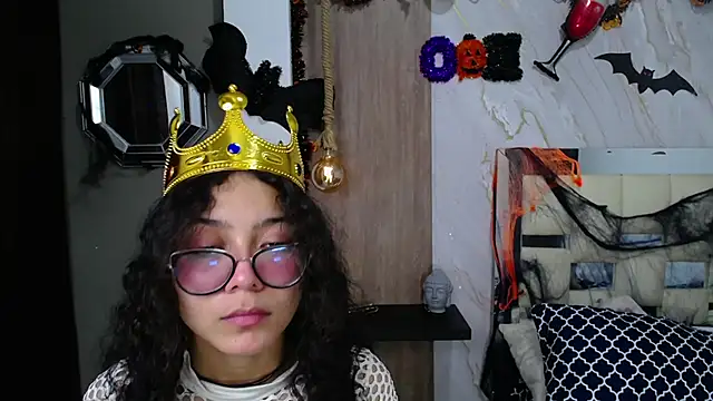 Snapshot of honeymoon_12 chatting on October 27, 2025, 6:03 am honeymoon 12 online show from October 27, 2025, 6:03 am