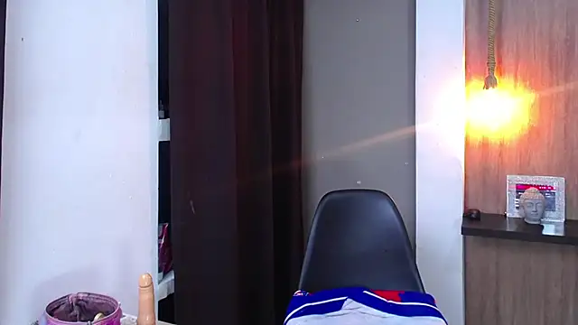 Snapshot of honeymoon_12 chatting on October 3, 2025, 4:14 am honeymoon 12 online show from October 3, 2025, 4:14 am