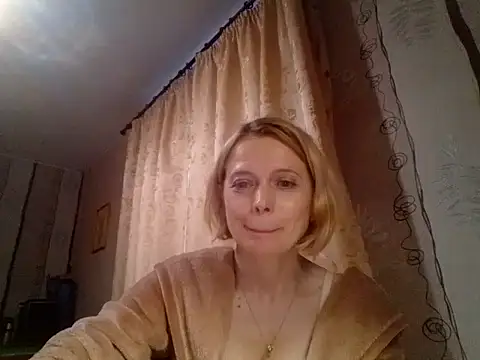 Snapshot of LiluXRose chatting on October 21, 2025, 1:54 pm LiluXRose online show from October 21, 2025, 1:54 pm