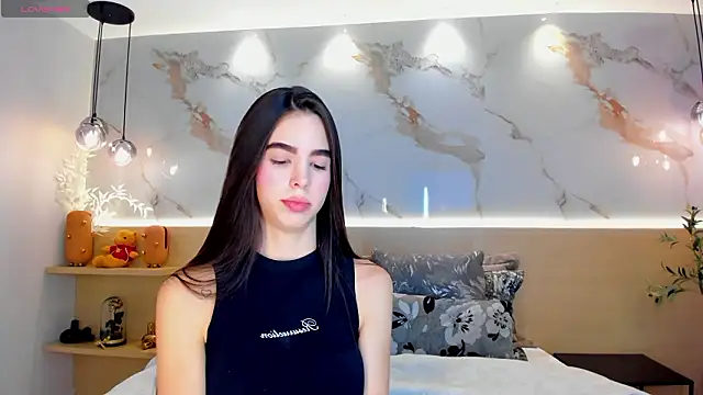 SolAvelar online show from March 12, 2026, 11:31 pm