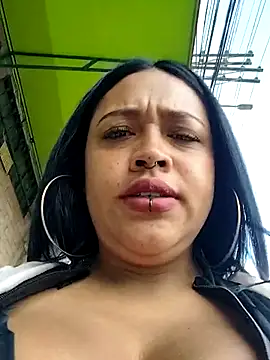 -Mia1 online show from September 28, 2025, 12:23 pm