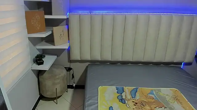 Snapshot of Maraia_Ford chatting on October 1, 2025, 8:02 pm Maraia Ford online show from October 1, 2025, 8:02 pm