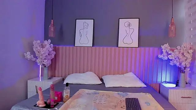 Snapshot of Maraia_Ford chatting on September 30, 2025, 8:15 pm Maraia Ford online show from September 30, 2025, 8:15 pm