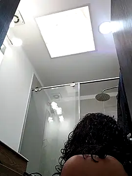 Snapshot of luna_love_xoxo chatting on October 21, 2025, 8:41 pm luna love xoxo online show from October 21, 2025, 8:41 pm