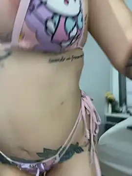 Snapshot of RebeccaGolden chatting on October 7, 2025, 2:45 am RebeccaGolden online show from October 7, 2025, 2:45 am