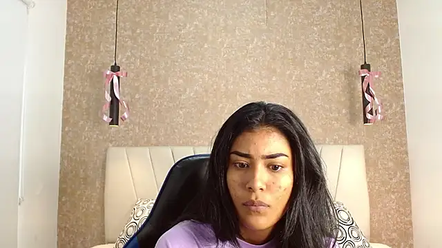 babilett online show from October 27, 2025, 11:44 am