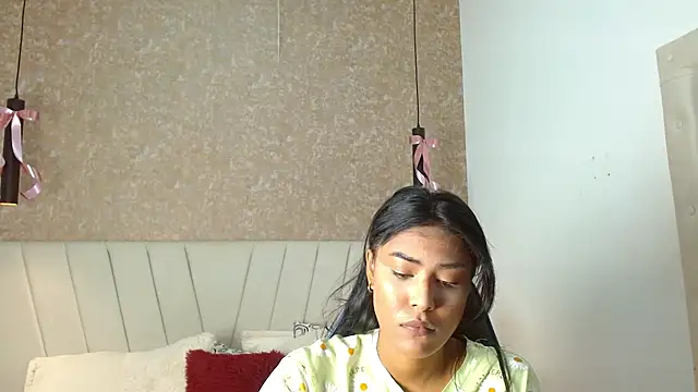 babilett online show from November 24, 2025, 11:43 am