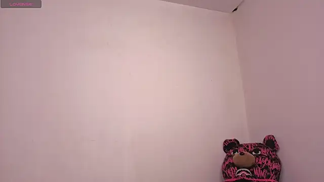 Snapshot of babilett chatting on August 7, 2026, 7:42 pm babilett online show from August 7, 2026, 7:42 pm