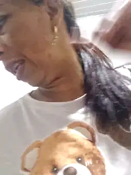 Snapshot of maleja23 chatting on October 3, 2025, 1:45 pm maleja23 online show from October 3, 2025, 1:45 pm