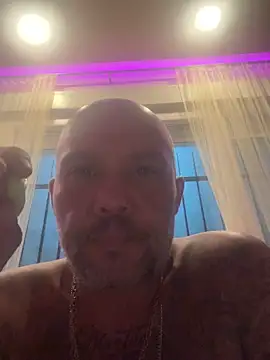 Snapshot of gitanomadrid chatting on May 14, 2026, 9:56 pm gitanomadrid online show from May 14, 2026, 9:56 pm
