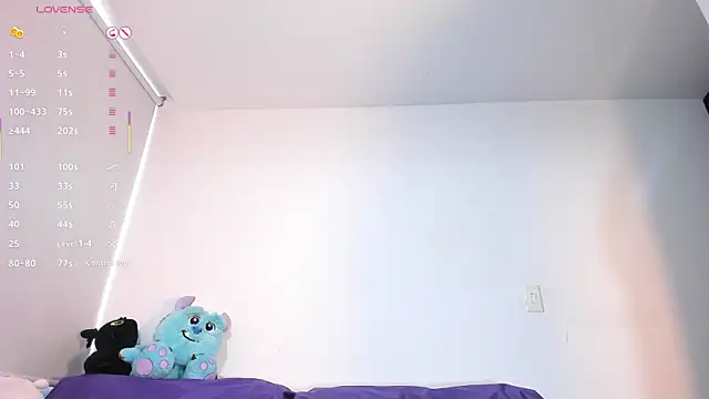 ValerieInk online show from December 19, 2025, 12:51 pm