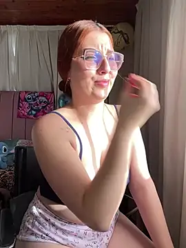 CoraVibes online show from February 27, 2026, 12:27 pm