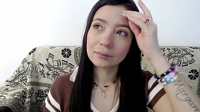 Snapshot of CattsyCat chatting on October 9, 2025, 11:22 am CattsyCat online show from October 9, 2025, 11:22 am