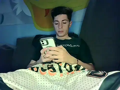 Newbrian20 online show from October 15, 2025, 1:04 am