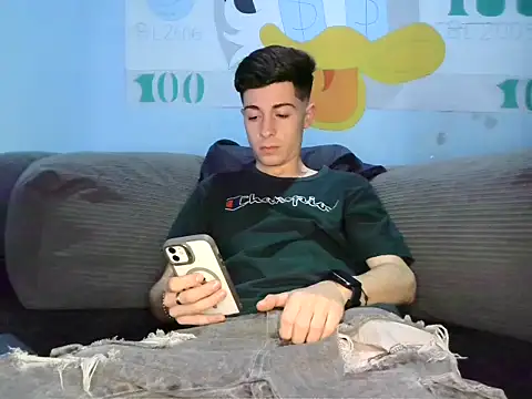 Newbrian20 online show from October 2, 2025, 10:24 pm