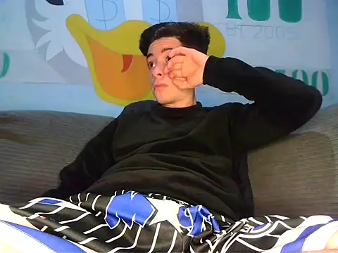 Newbrian20 online show from October 27, 2025, 11:38 pm