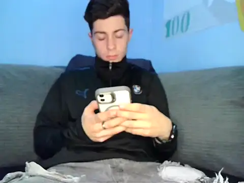 Newbrian20 online show from September 27, 2025, 9:54 pm