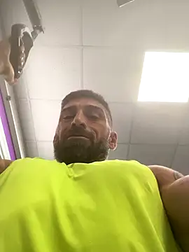 Snapshot of GmGit chatting on October 31, 2025, 7:38 am GmGit online show from October 31, 2025, 7:38 am