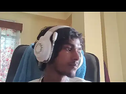 Snapshot of thecatfish chatting on September 28, 2025, 7:04 am thecatfish online show from September 28, 2025, 7:04 am