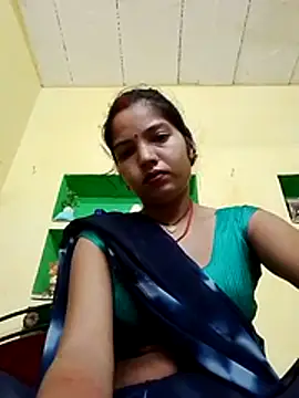 Snapshot of Seema_guptaji chatting on October 15, 2025, 7:00 pm Seema guptaji online show from October 15, 2025, 7:00 pm