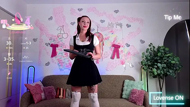 Snapshot of JaydenColle chatting on September 9, 2025, 6:28 pm JaydenColle online show from September 9, 2025, 6:28 pm