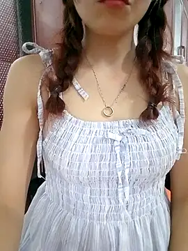 Snapshot of MyMy08 chatting on September 21, 2025, 2:33 pm MyMy08 online show from September 21, 2025, 2:33 pm