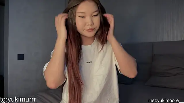 iamyuki online show from March 30, 2026, 2:24 am