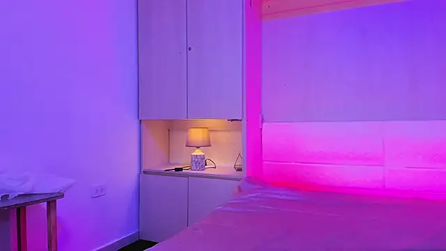 Snapshot of NoaLanee chatting on October 11, 2025, 4:13 am NoaLanee online show from October 11, 2025, 4:13 am