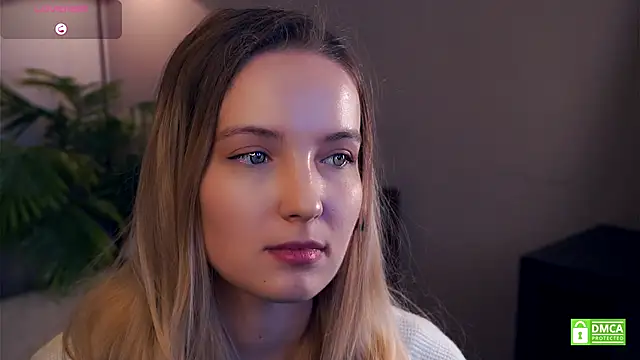 Snapshot of HongTomczak chatting on October 19, 2025, 7:44 am HongTomczak online show from October 19, 2025, 7:44 am