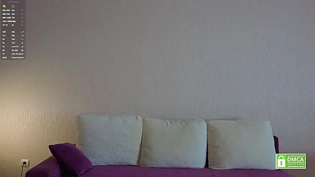 HongTomczak online show from April 17, 2026, 7:33 am