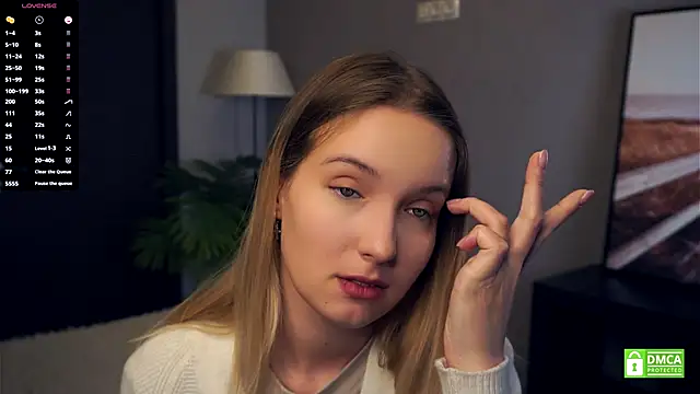 Snapshot of HongTomczak chatting on October 16, 2025, 7:38 am HongTomczak online show from October 16, 2025, 7:38 am