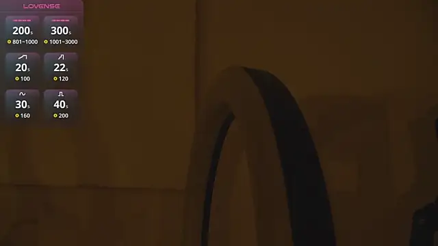 emma morales  online show from October 24, 2025, 12:09 am