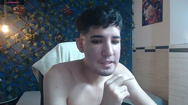 Snapshot of whitebull2606 chatting on September 18, 2025, 12:52 pm whitebull2606 online show from September 18, 2025, 12:52 pm