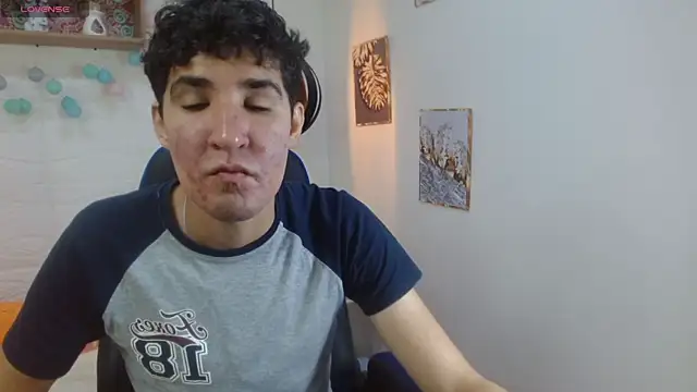 Snapshot of whitebull2606 chatting on November 1, 2025, 12:54 pm whitebull2606 online show from November 1, 2025, 12:54 pm