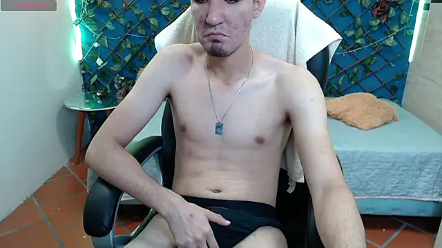 Snapshot of whitebull2606 chatting on September 30, 2025, 12:22 pm whitebull2606 online show from September 30, 2025, 12:22 pm