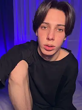 egorbitch online show from March 3, 2026, 5:42 pm