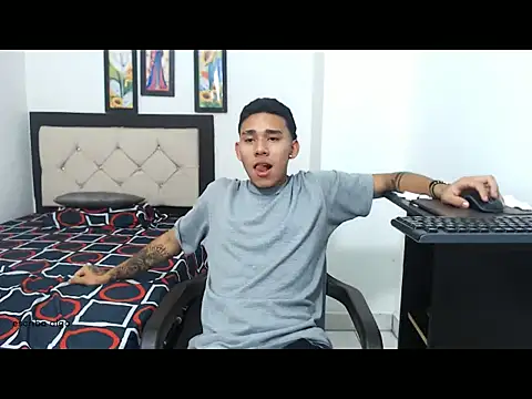 Snapshot of sebasbight chatting on October 11, 2025, 4:24 am sebasbight online show from October 11, 2025, 4:24 am