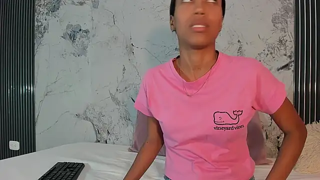 Mia Duarte1 online show from November 11, 2025, 7:19 pm