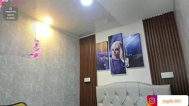 Snapshot of Sophi_Thaylorr chatting on October 1, 2025, 12:53 pm Sophi Thaylorr online show from October 1, 2025, 12:53 pm