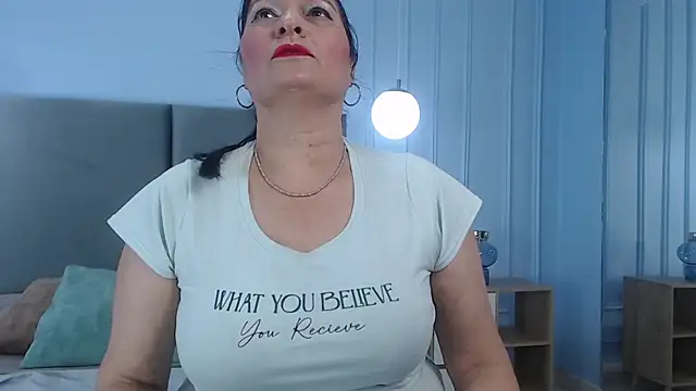 Snapshot of Lenacorbet chatting on October 30, 2025, 7:11 pm Lenacorbet online show from October 30, 2025, 7:11 pm