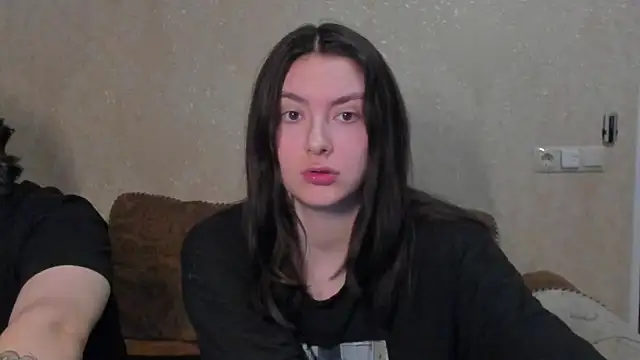 muuur fam online show from January 5, 2026, 6:33 pm