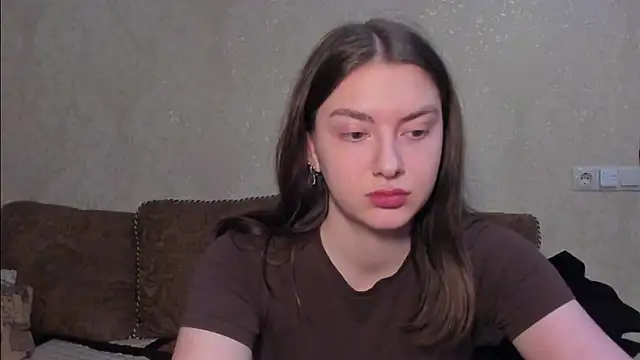 muuur fam online show from December 3, 2025, 8:08 pm