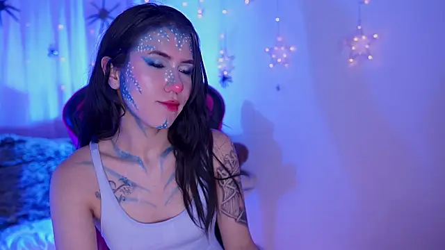 Snapshot of _chloe_moons_ chatting on October 30, 2025, 11:12 pm  chloe moons  online show from October 30, 2025, 11:12 pm